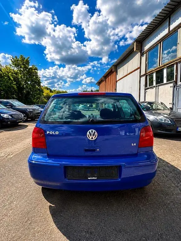 Gebraucht VW Polo Basis 60 PS (44 kW) 2000 Blau Limousine
