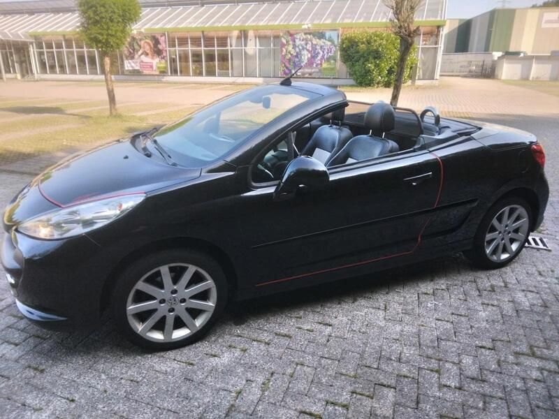 Schwarz Gebraucht 2009 Peugeot 207 CC Roland Garros Cabrio | 1.999 € (Guter Preis) - Bild 1/4