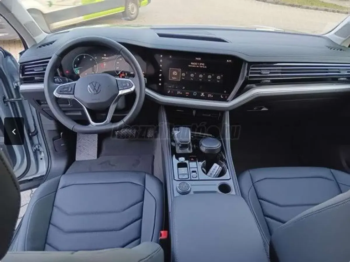 Neu VW Touareg Edition 231 PS (169 kW) 2026 Grenadillschwarz SUV