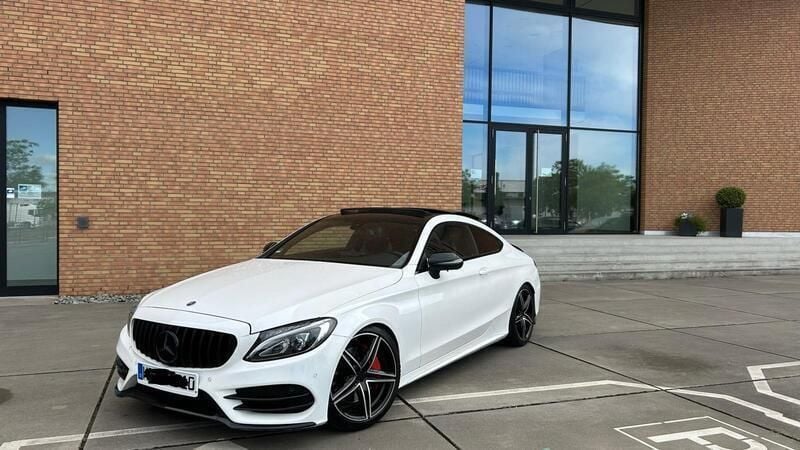 Weiß Gebraucht 2016 Mercedes C43 AMG AMG Coupé | 28.000 € (Guter Preis) - Bild 1/4