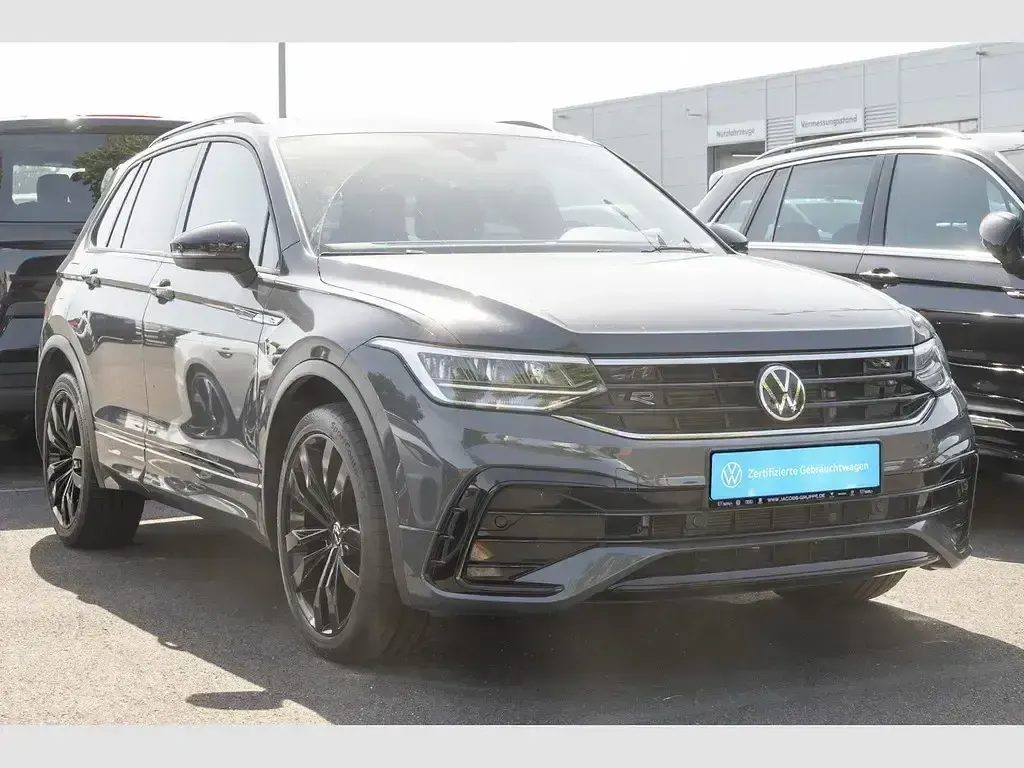 Gebraucht VW Tiguan Business 110 PS (80 kW) 2023 Grau SUV
