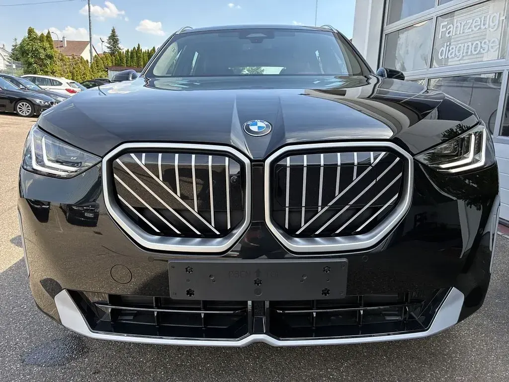 Neu BMW X3 Sport Line 208 PS (152 kW) 2026 Schwarz SUV