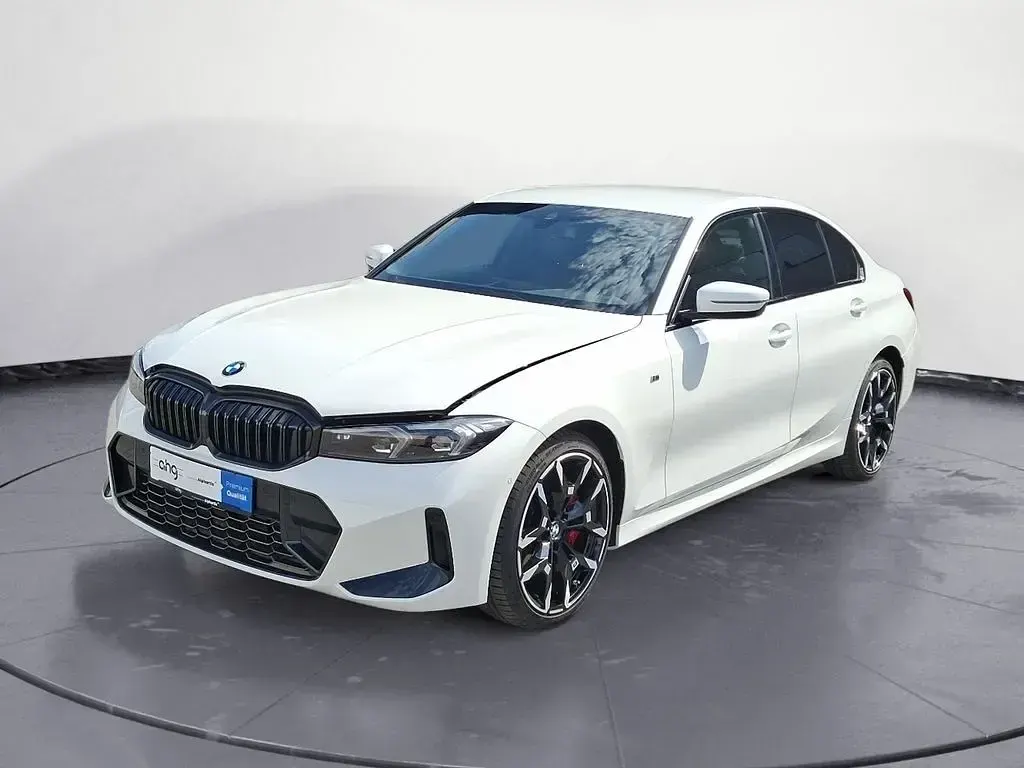 Gebraucht BMW 330 M Sport 245 PS (180 kW) 2025 Weiß Limousine