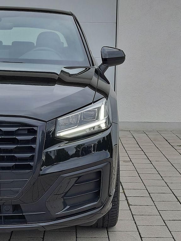 Mythosschwarz Gebraucht 2019 Audi Q2 S-Line SUV | 25.999 € (Fairer Preis) - Bild 1/4