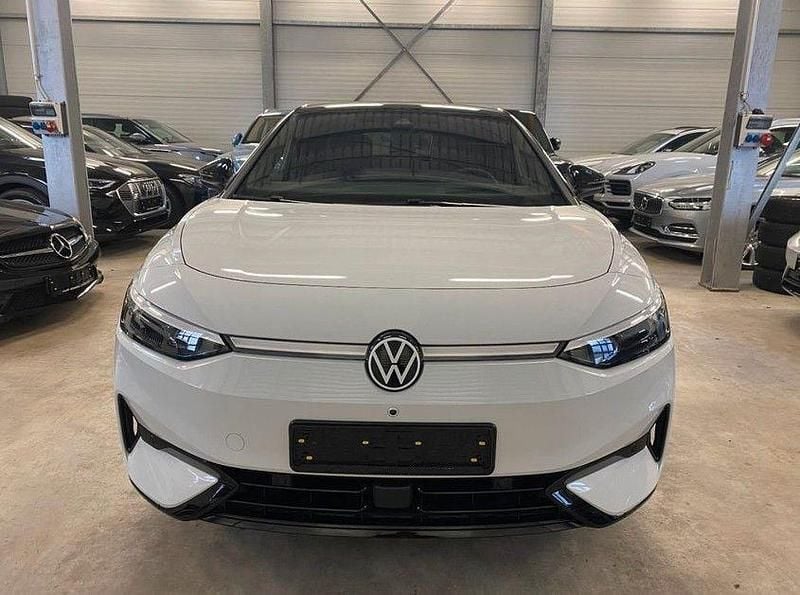 Weiß Neu 2024 VW ID.7 Pro Limousine | 45.000 € (Superpreis) - Bild 1/4