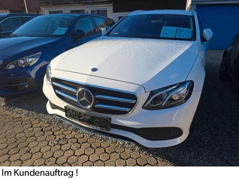 Weiß Gebraucht 2020 Mercedes E400 Kombi | 39.900 € (Guter Preis) - Bild 1/4