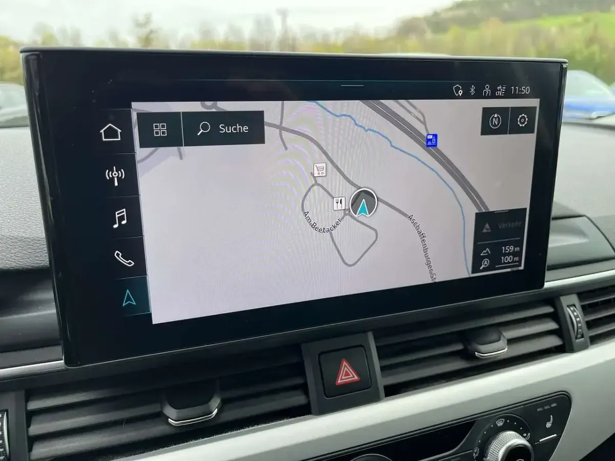 Gebraucht Audi A4 150 PS (110 kW) 2022 Mythosschwarz metallic Kombi