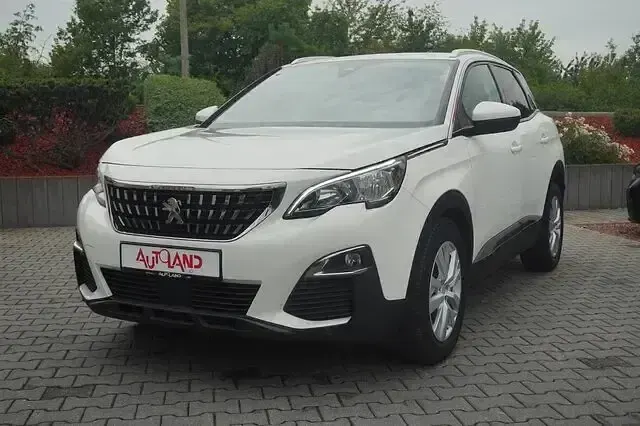 Gebraucht Peugeot 3008 Active 131 PS (96 kW) 2019 Weiss banquise SUV