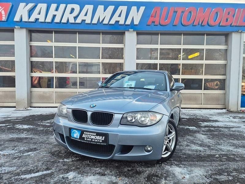 Blau Gebraucht 2011 BMW 118 Performance Kleinwagen | 6.200 € (Superpreis) - Bild 1/4