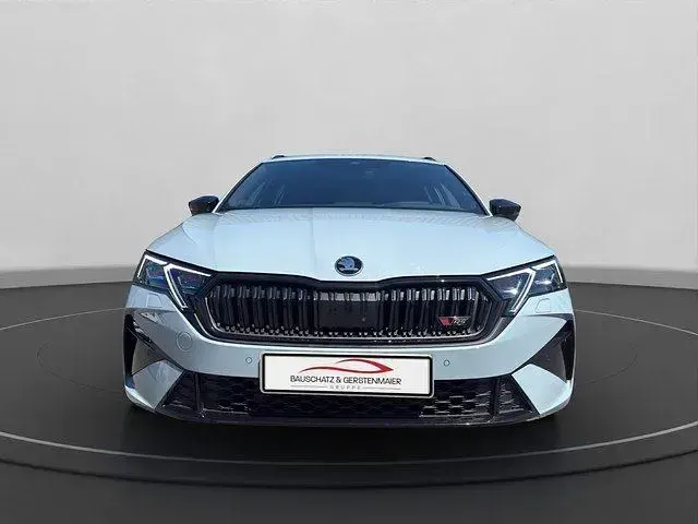 Gebraucht Skoda Octavia RS 265 PS (194 kW) 2025 Grau Kombi
