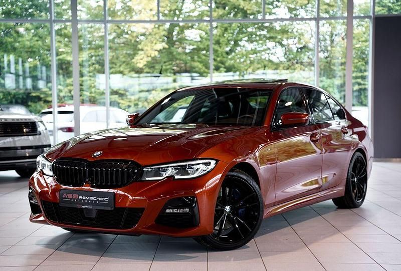 Orange Gebraucht 2019 BMW 330 M Sport Limousine | 39.900 € (Etwas zu teuer) - Bild 1/4