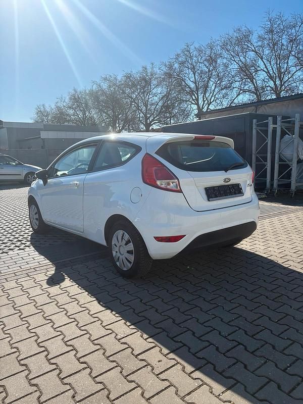 Gebraucht Ford Fiesta 2016 Weiß Limousine