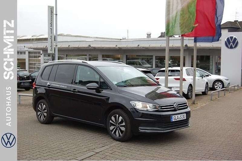 Schwarz Gebraucht 2024 VW Touran Move Van / Kleinbus | 35.899 € (Guter Preis) - Bild 1/4