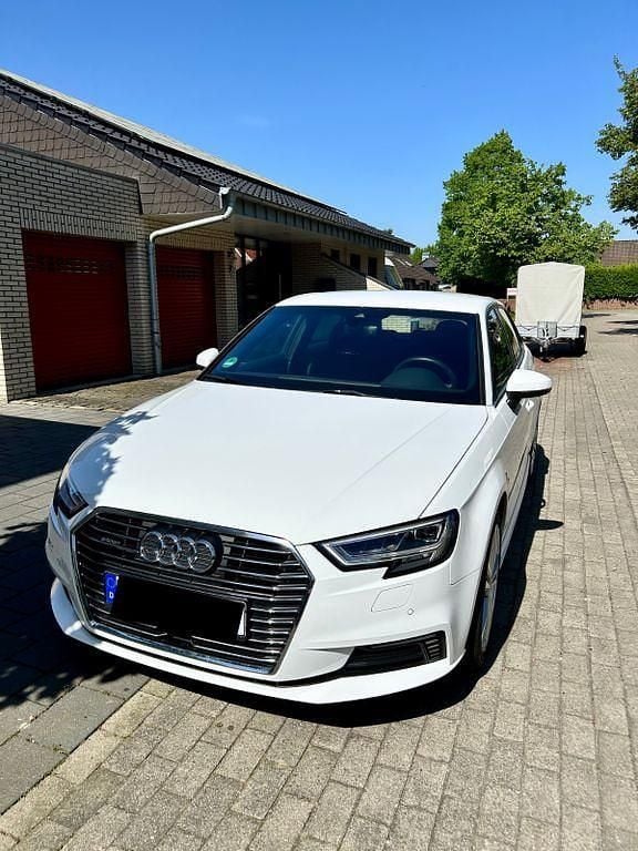 Gebraucht Audi A3 Sport 204 PS (150 kW) 2020 Weiß Limousine