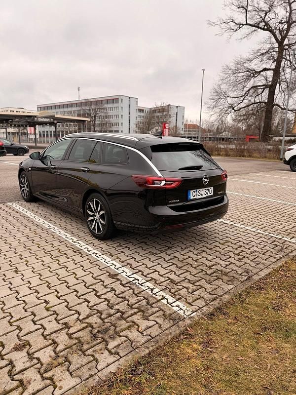 Gebraucht Opel Insignia 170 PS (125 kW) 2017 Schwarz Kombi