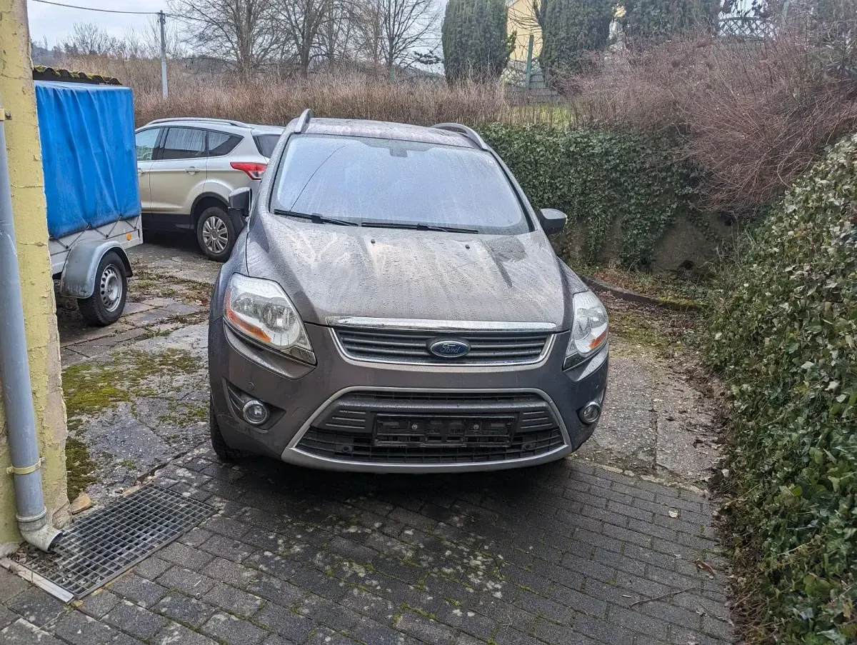 Brugt Ford Kuga Titanium 163 HK (119 kW) 2011 Beige SUV