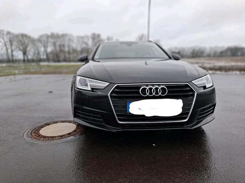 Gebraucht Audi A4 150 PS (110 kW) 2017 Schwarz Kombi