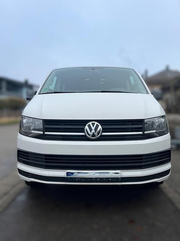 Gebraucht VW Multivan Trendline 150 PS (110 kW) 2016 Weiß Van