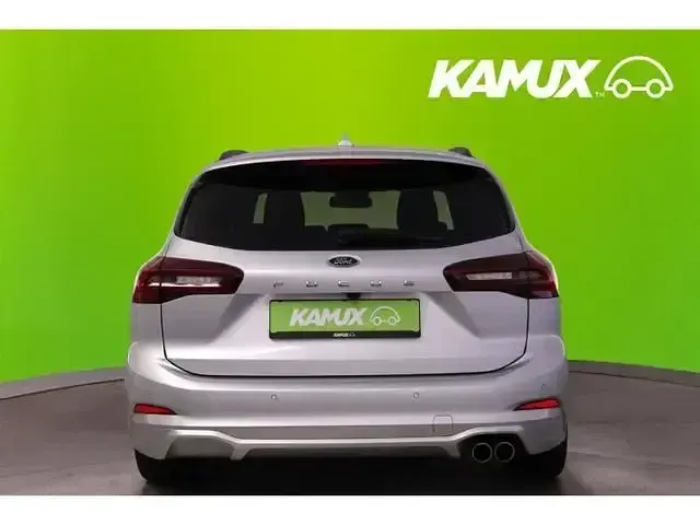 Usado Ford Focus ST-Line 116 CV (85 kW) 2025 Gris Berlina