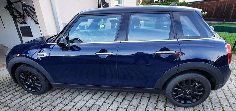 Gebraucht Mini Cooper 136 PS (100 kW) 2017 Blau Kleinwagen