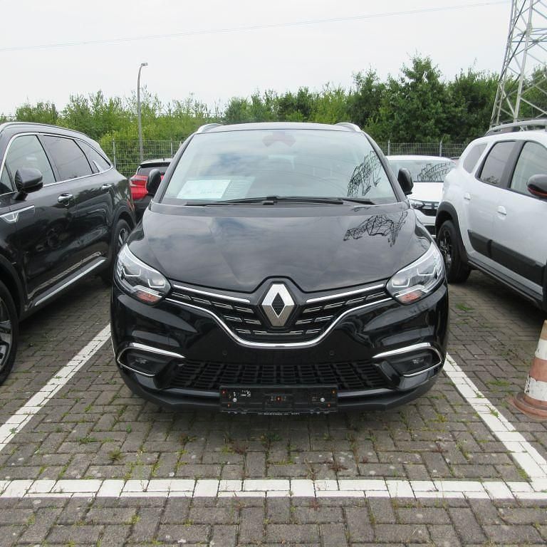 Schwarz Gebraucht 2021 Renault Grand Scénic IV Intens Van / Kleinbus | 20.987 € (Guter Preis) - Bild 1/4
