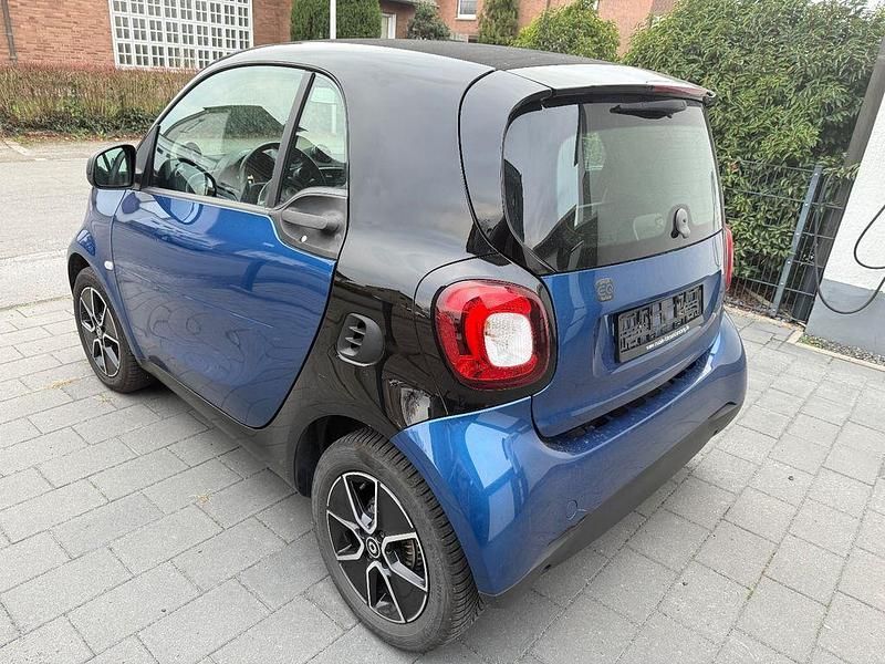 Gebraucht Smart ForTwo Electric Drive Passion 60 kW (82 PS) 2020 Blau Coupé