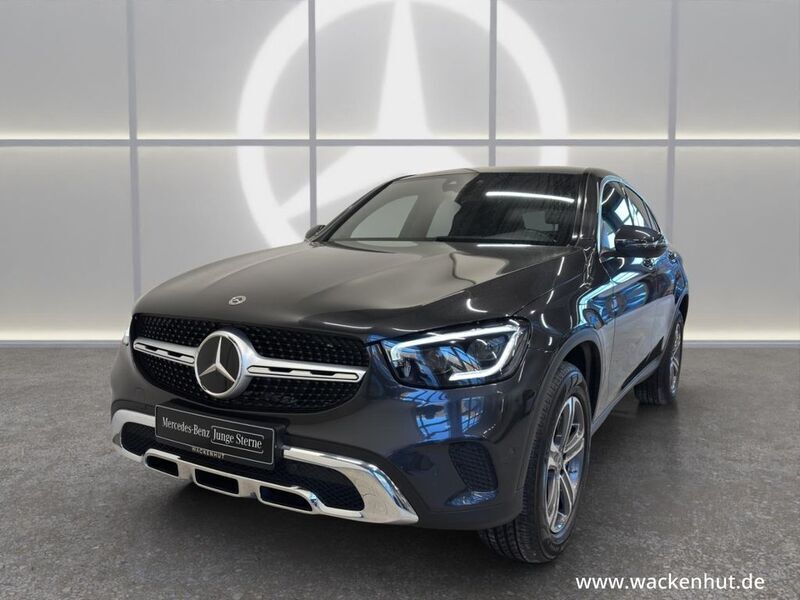 Grau Gebraucht 2020 Mercedes GLC300e Coupé | 39.490 € (Guter Preis) - Bild 1/4