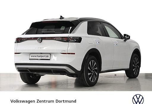 Neu VW T-Roc Style 150 PS (110 kW) 2026 Pure white uni schwarz uni SUV