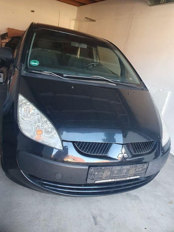 Schwarz Gebraucht 2008 Mitsubishi Colt Limousine | 600 € (Fairer Preis) - Bild 1/2
