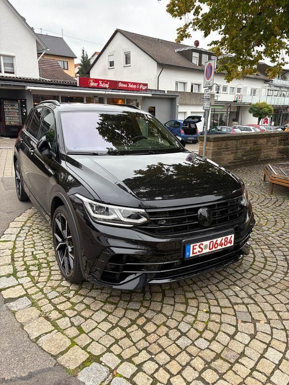 Gebraucht VW Tiguan R 320 PS (235 kW) 2023 Schwarz SUV