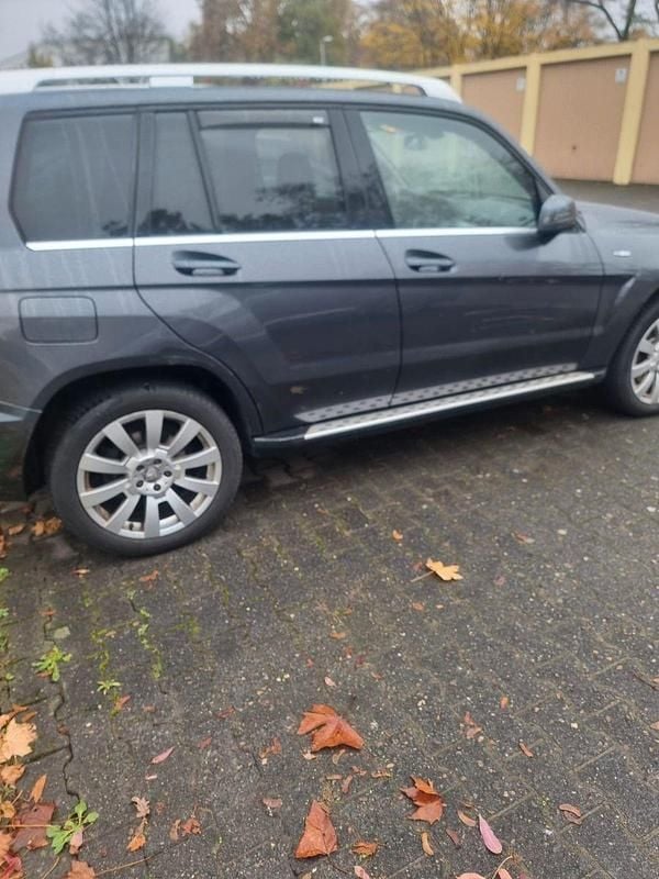 Gebraucht Mercedes GLK220 170 PS (125 kW) 2010 Schwarz SUV