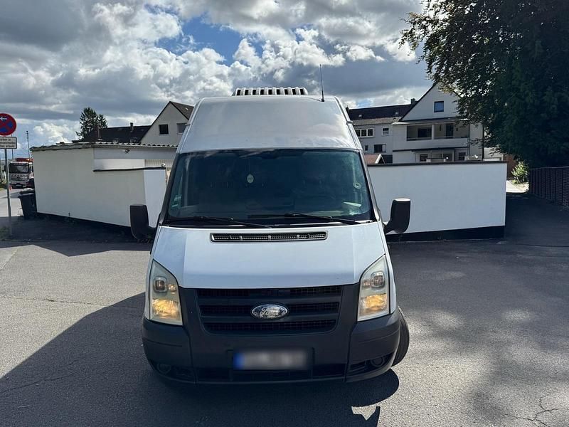 Weiß Gebraucht 2009 Ford Transit | 5.700 € - Bild 1/4