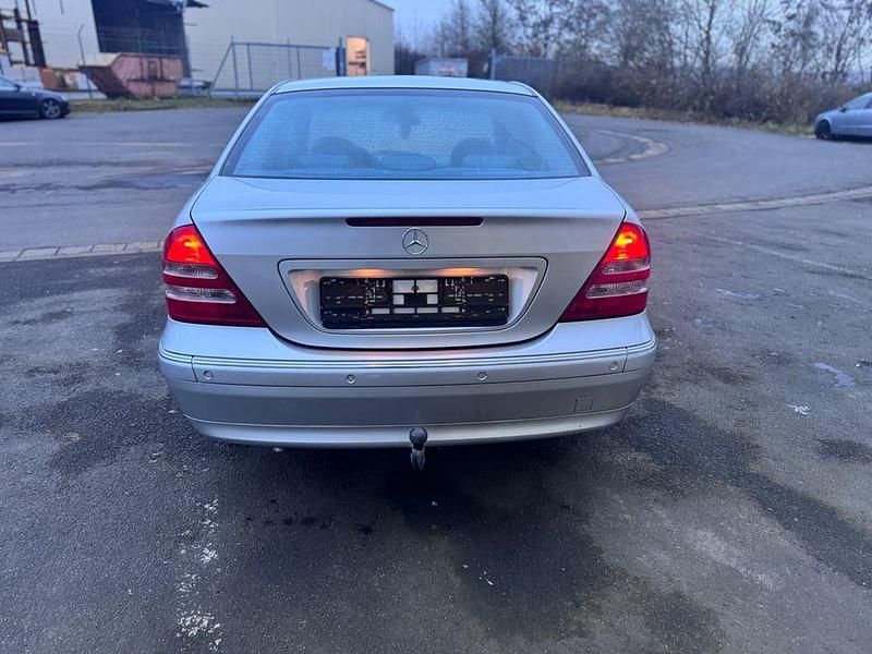 Gebraucht Mercedes C200 163 PS (119 kW) 2001 Limousine