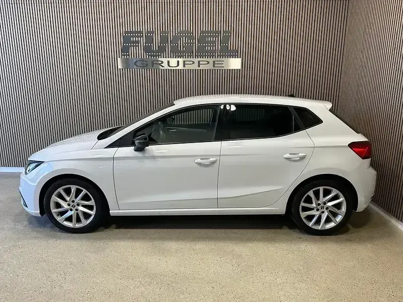 Gebraucht Seat Ibiza FR 95 PS (69 kW) 2025 "nevada" weiss Kleinwagen