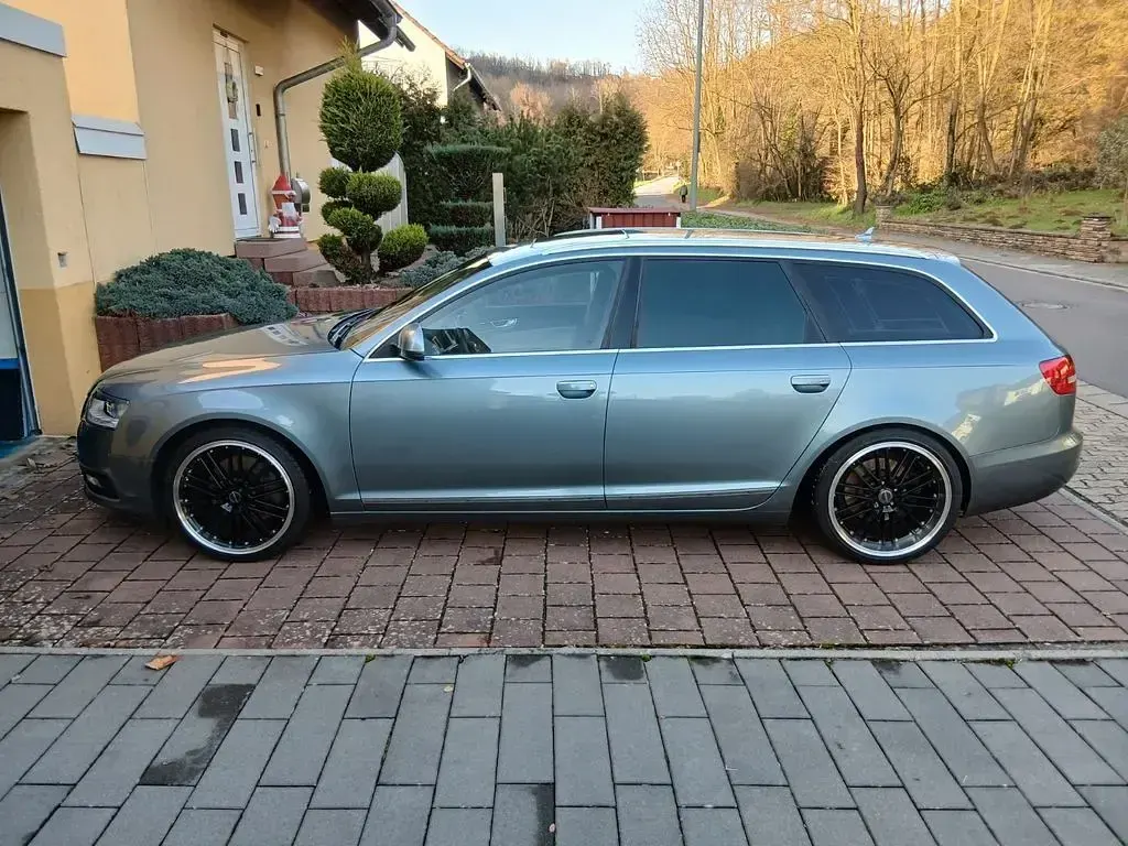 Gebraucht Audi A6 Ambiente 190 PS (139 kW) 2011 Grau Kombi