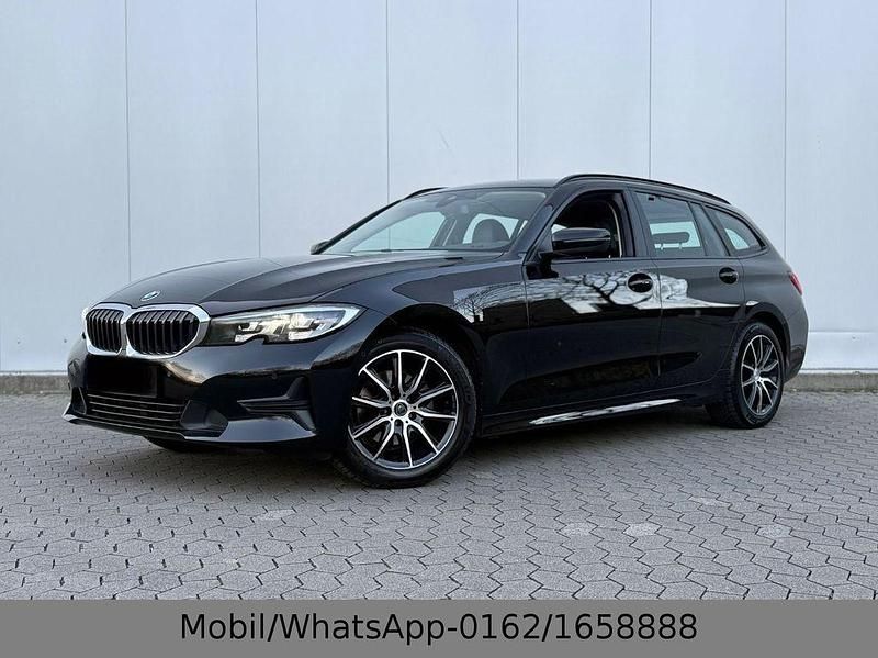 Gebraucht BMW 320 Advantage 190 PS (139 kW) 2022 Schwarz Kombi