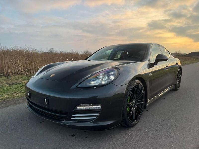 Gebraucht Porsche Panamera 4S 299 PS (219 kW) 2011 Grau Limousine