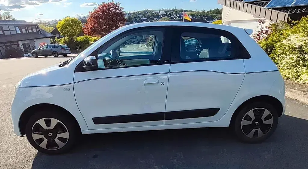 Gebraucht Renault Twingo LIMITED 69 PS (50 kW) 2017 Weiß Kleinwagen
