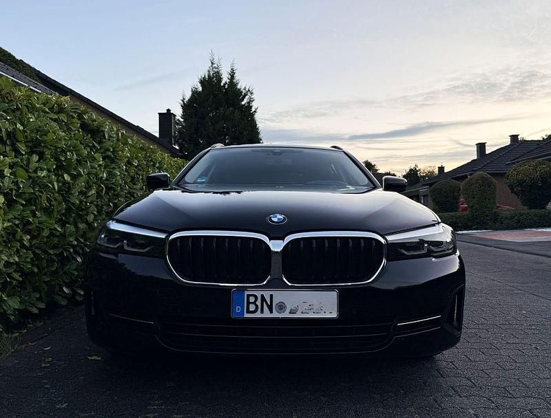 Gebraucht BMW 520 190 PS (139 kW) 2020 Schwarz Kombi