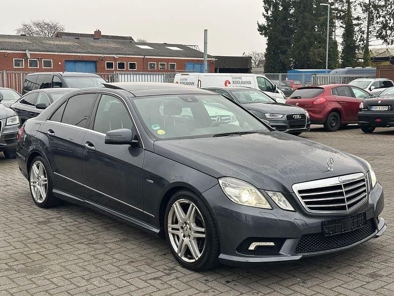 Gebraucht Mercedes E350 AMG 265 PS (194 kW) 2012 Grau Limousine