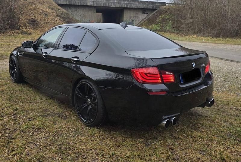 Gebraucht BMW M5 Shadowline 560 PS (411 kW) 2012 Schwarz Limousine