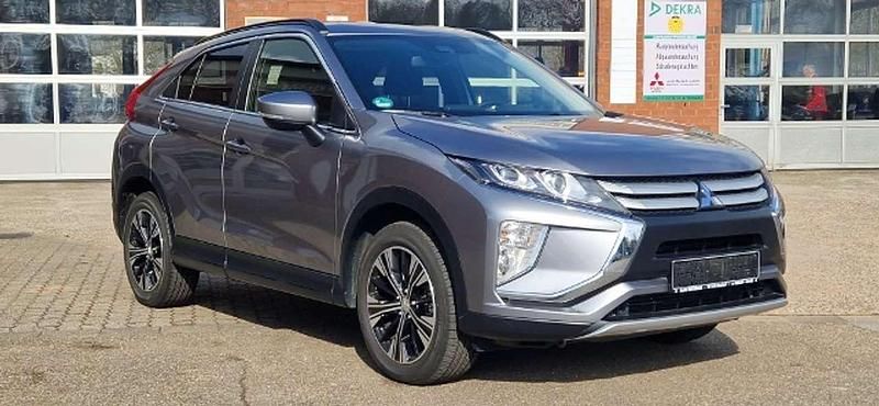 Gebraucht Mitsubishi Eclipse Cross Active 163 PS (119 kW) 2020 Platinumgrau SUV