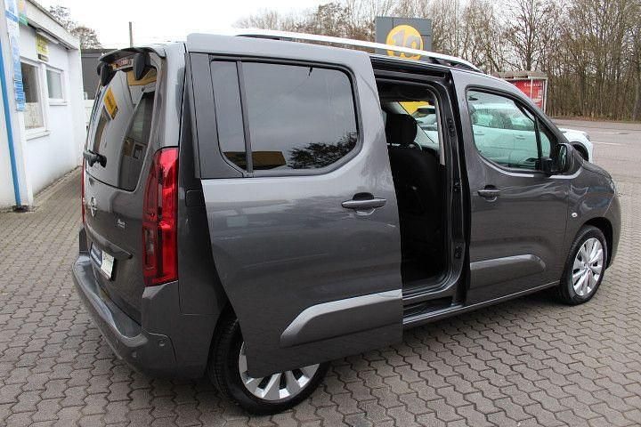 Używany Opel Combo 131 KM (96 kW) 2021 Szary Minivan