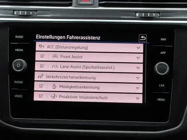 Gebraucht VW Tiguan Allspace 150 PS (110 kW) 2022 Blau SUV