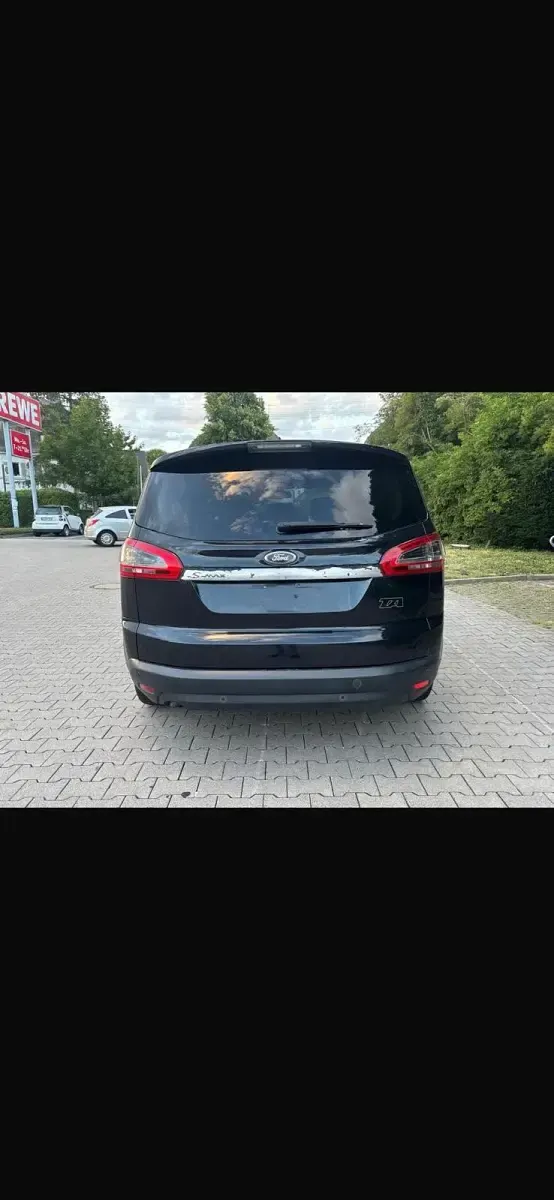 Gebraucht Ford S-MAX S 140 PS (102 kW) 2012 Schwarz Van / Kleinbus