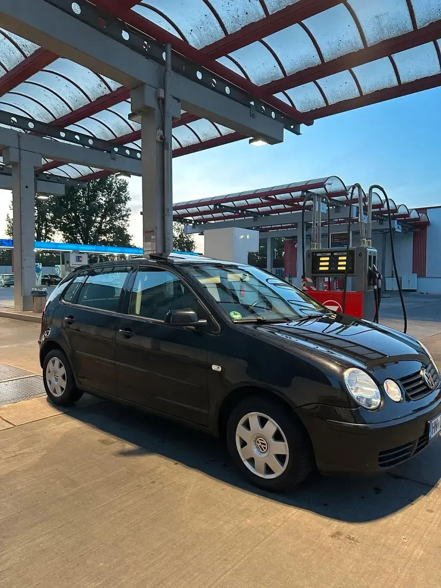 Gebraucht VW Polo 101 PS (74 kW) 2003 Schwarz Kleinwagen