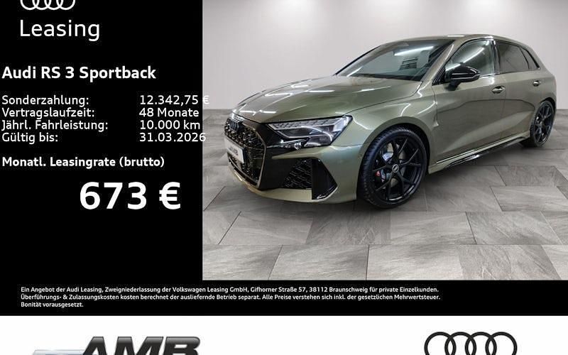 Neu Audi RS3 Ambiente 400 PS (294 kW) 2026 Grün Limousine