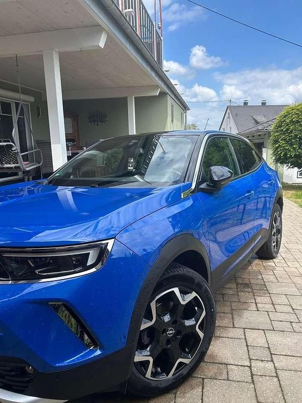 Blau Gebraucht 2021 Opel Mokka Edition SUV | 21.500 € (Etwas zu teuer) - Bild 1/4