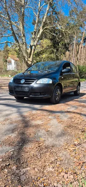 Używany VW Fox 54 KM (39 kW) 2007 Czarny Hatchback