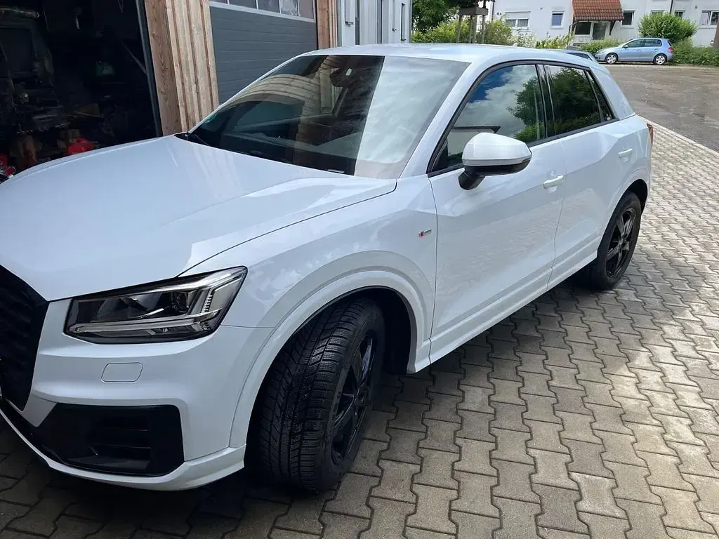 Gebraucht Audi Q2 Sport 150 PS (110 kW) 2018 Weiß SUV